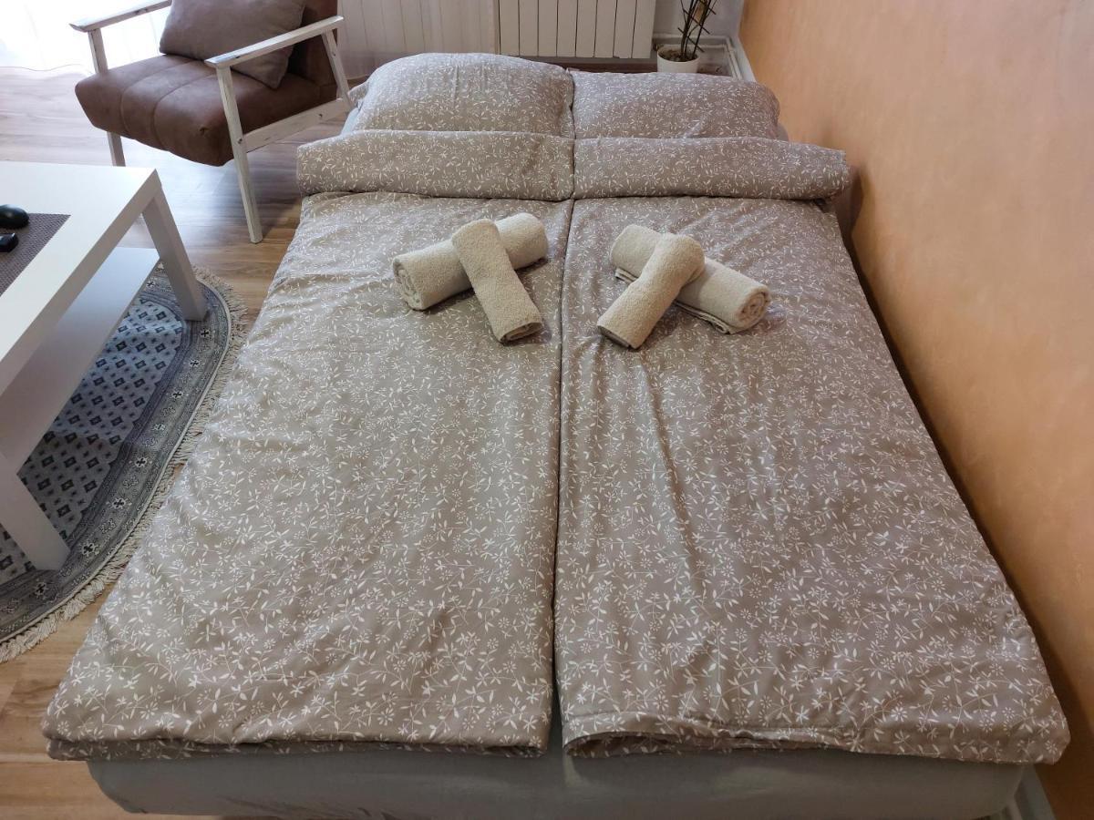 Apartman Centar Szávaszentdemeter Kültér fotó